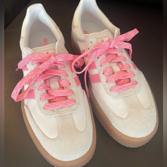 NEW Adidas Samba Sneakers - Picture 2 of 12